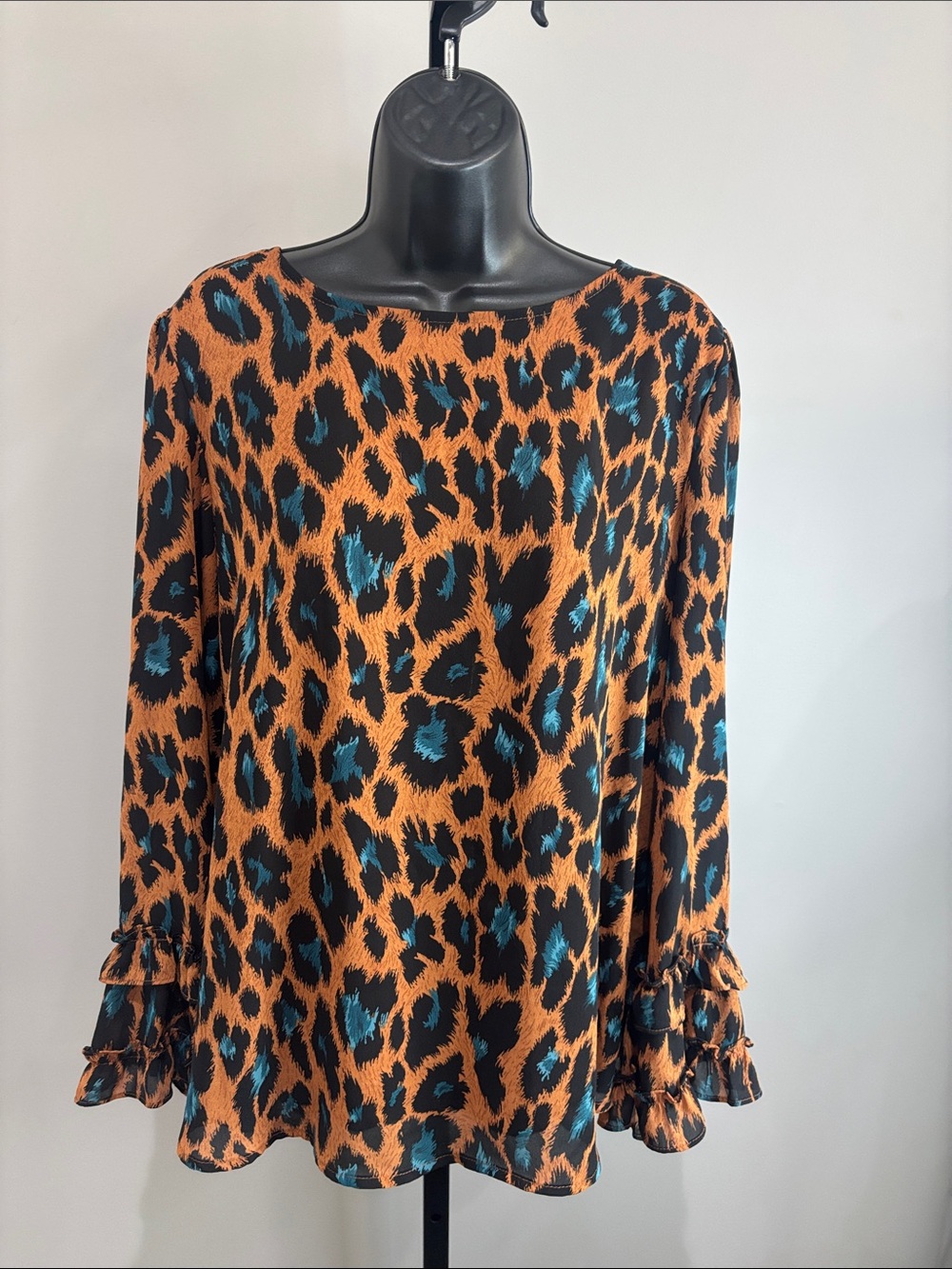 JODIFL Orange Leopard Print with Teal Accents Long Sleeve Top with Ruffles Sz M